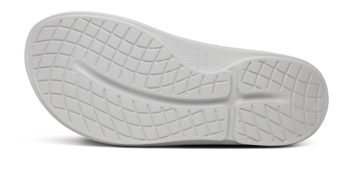 BAUER\/OOFOS Women's OOriginal Sport Sandal ¨C Moonstone
